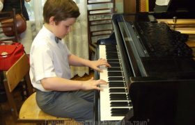 Частная школа Альтаир - пианино